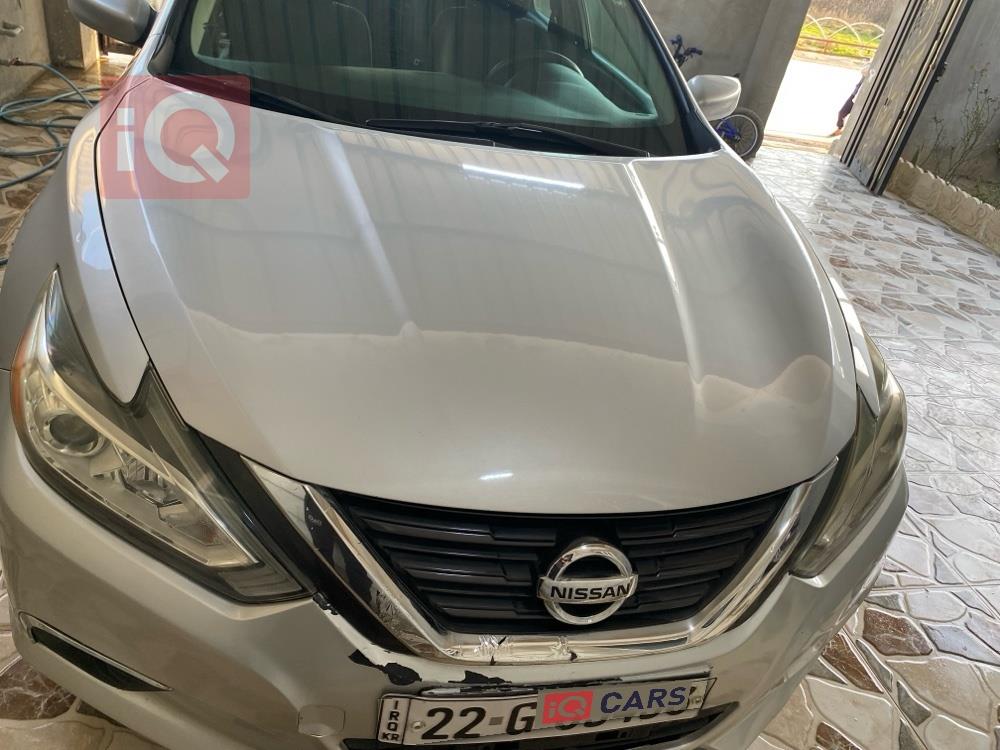 نيسان ألتيما